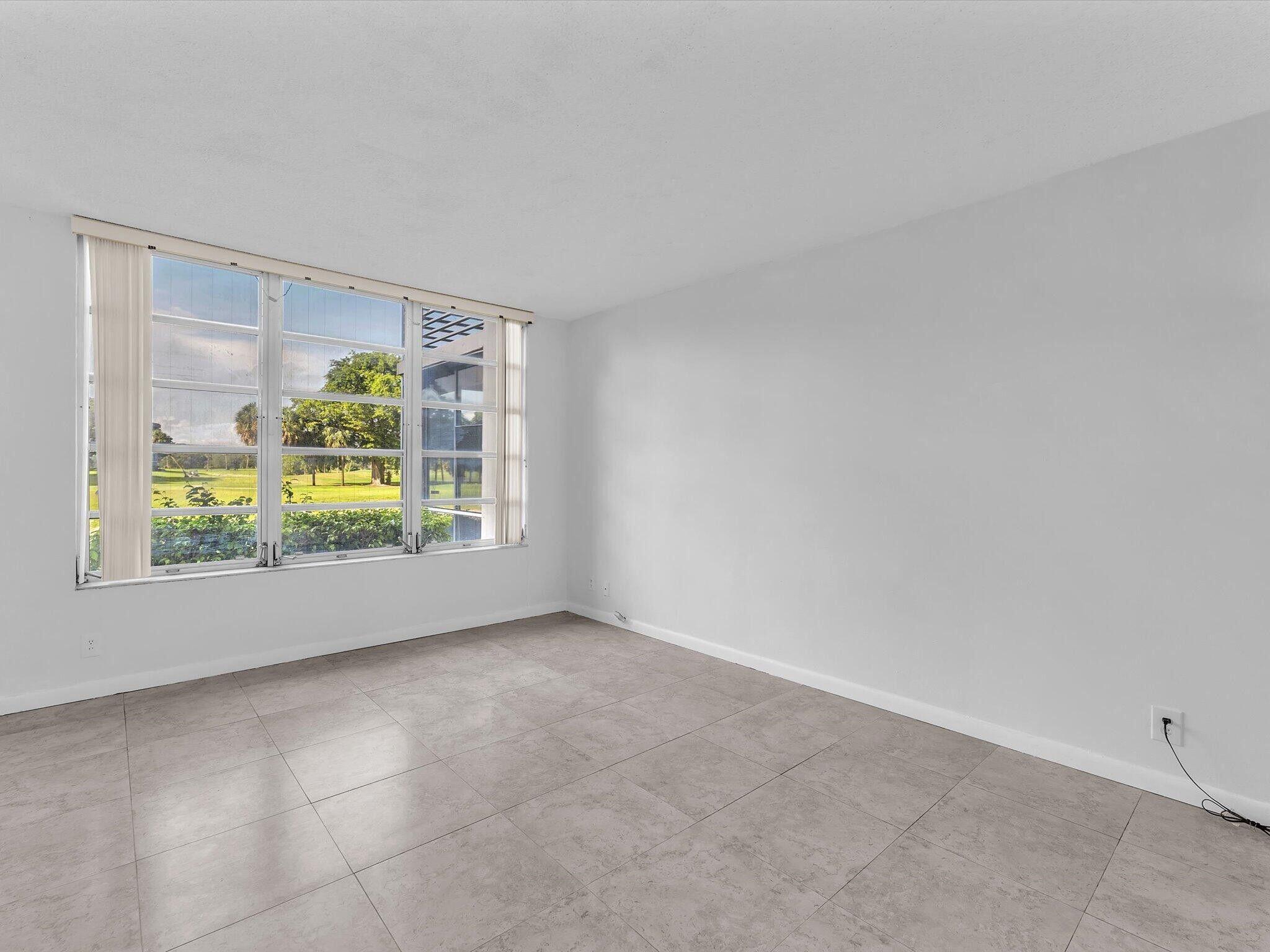 Palm Aire Country Club - Residential