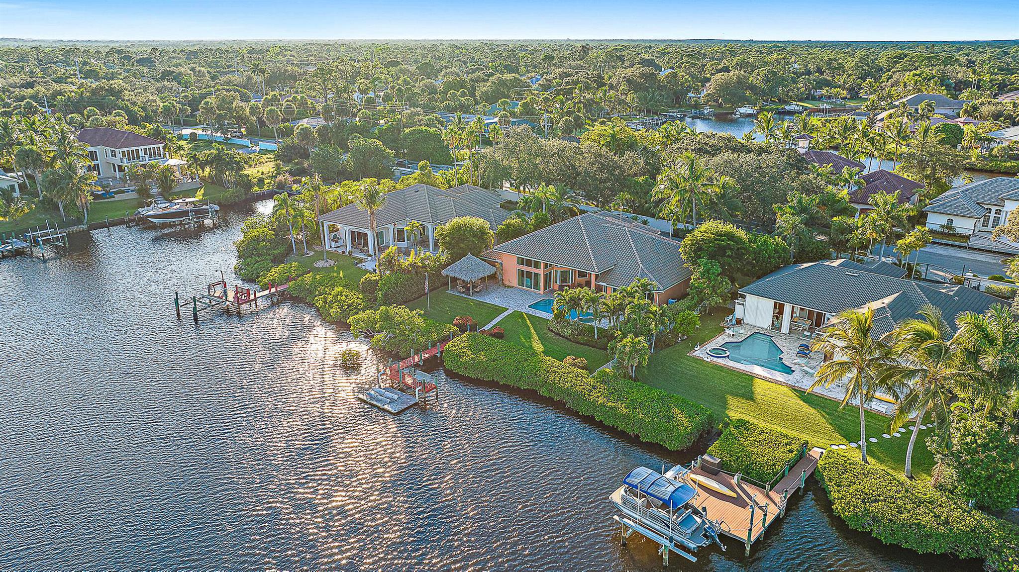 Islands of Jupiter - Residential