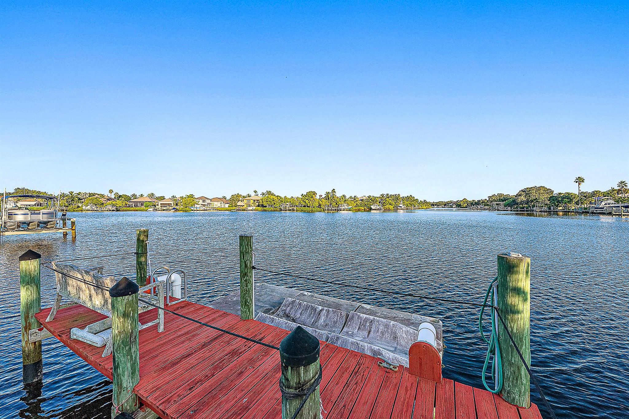 Islands of Jupiter - Residential