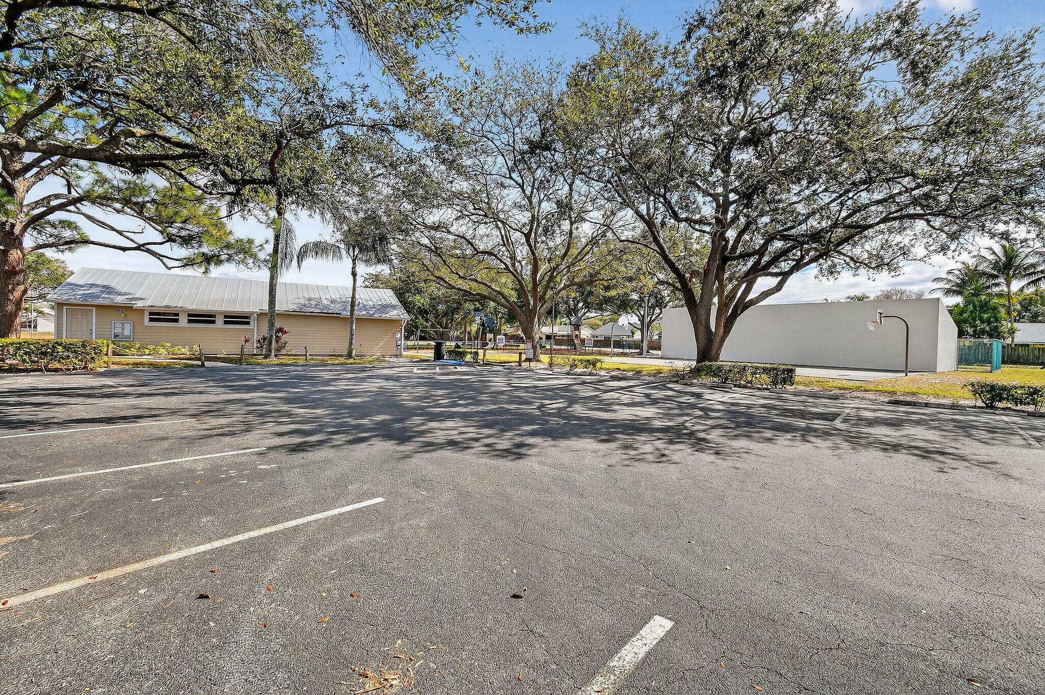 JUPITER VILLAGE PH IX - Residential