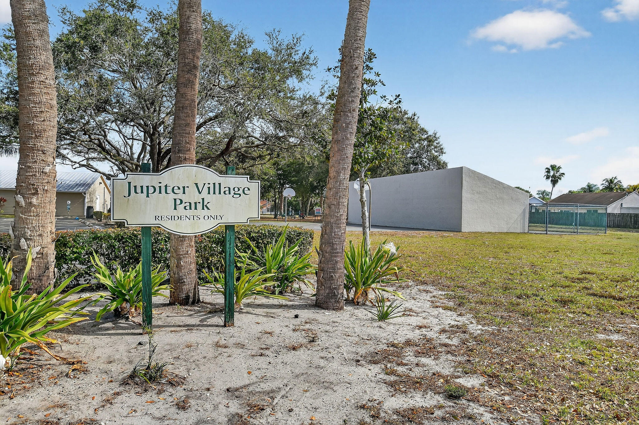 JUPITER VILLAGE PH IX - Residential