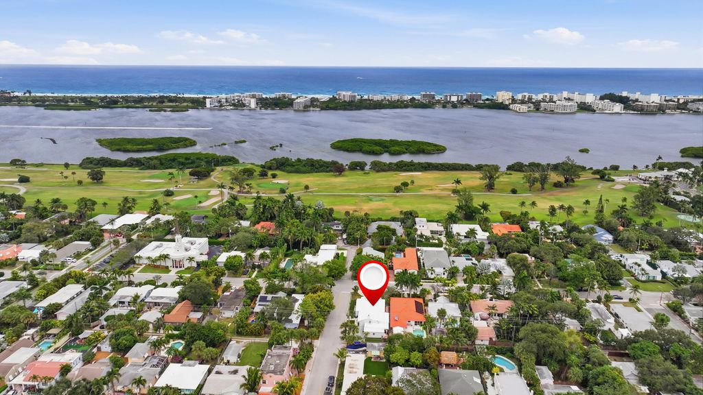 Photo of 831 N Lakeside Drive, Lake Worth Beach, FL 33460 (MLS # B26027814)