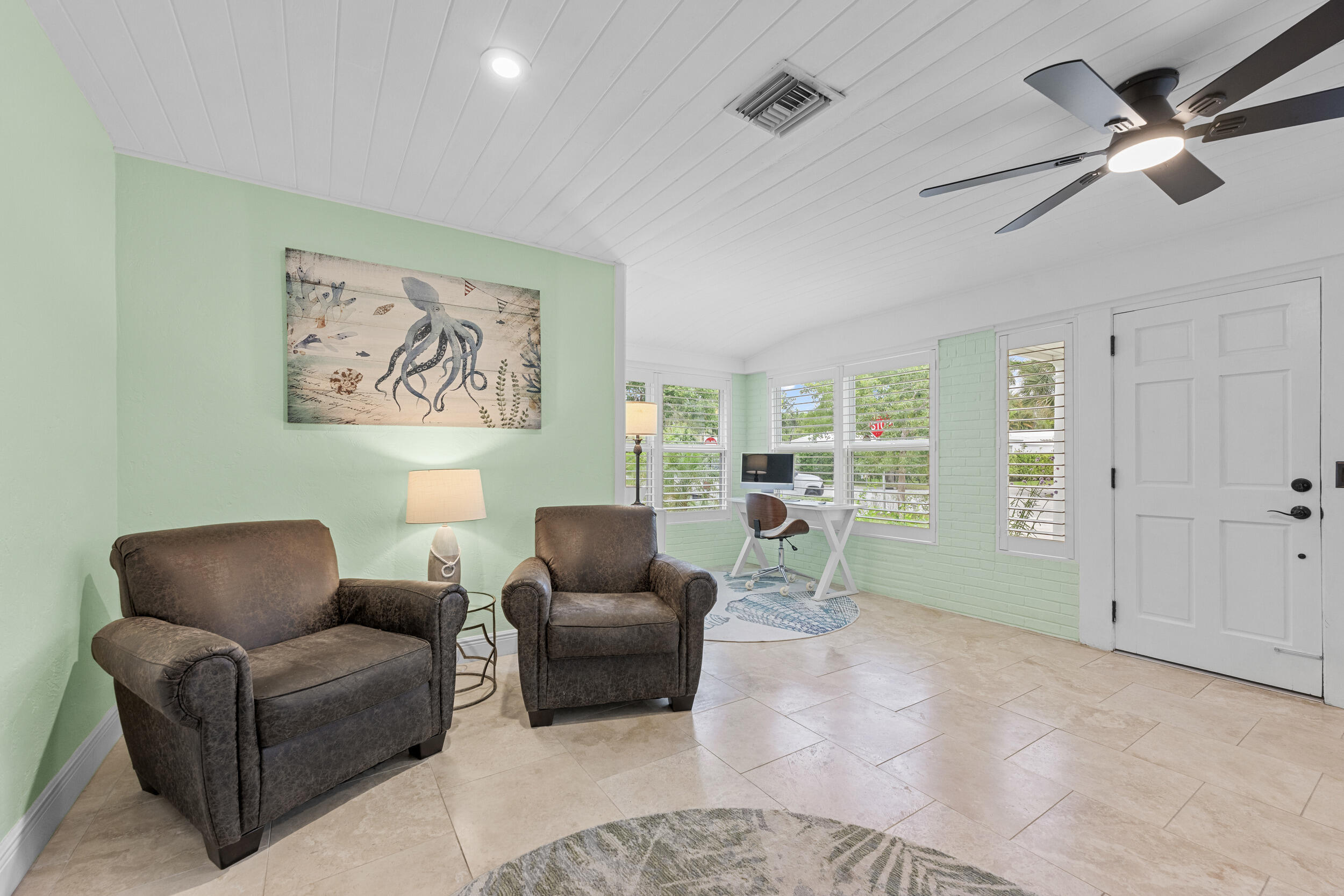 LAKE WORTH TOWN OF - Residential