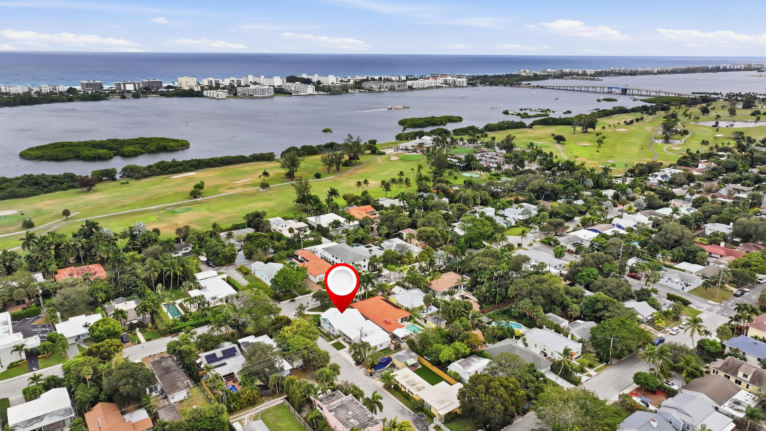 831 N Lakeside Drive