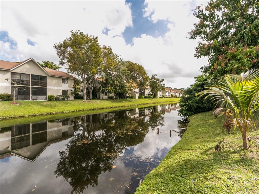 PALM-AIRE VILLAGE 2 SEC A - Residential