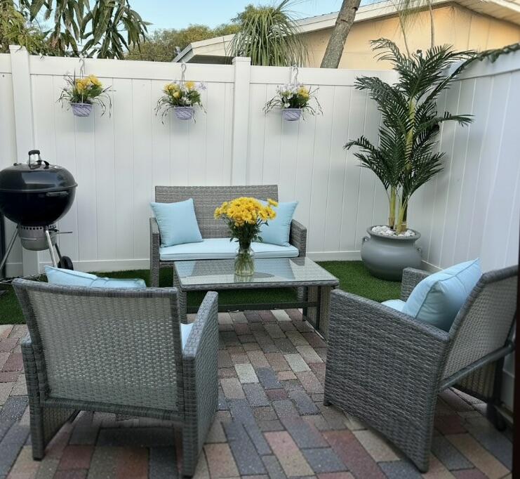 TROPIC PALMS 1 - Residential
