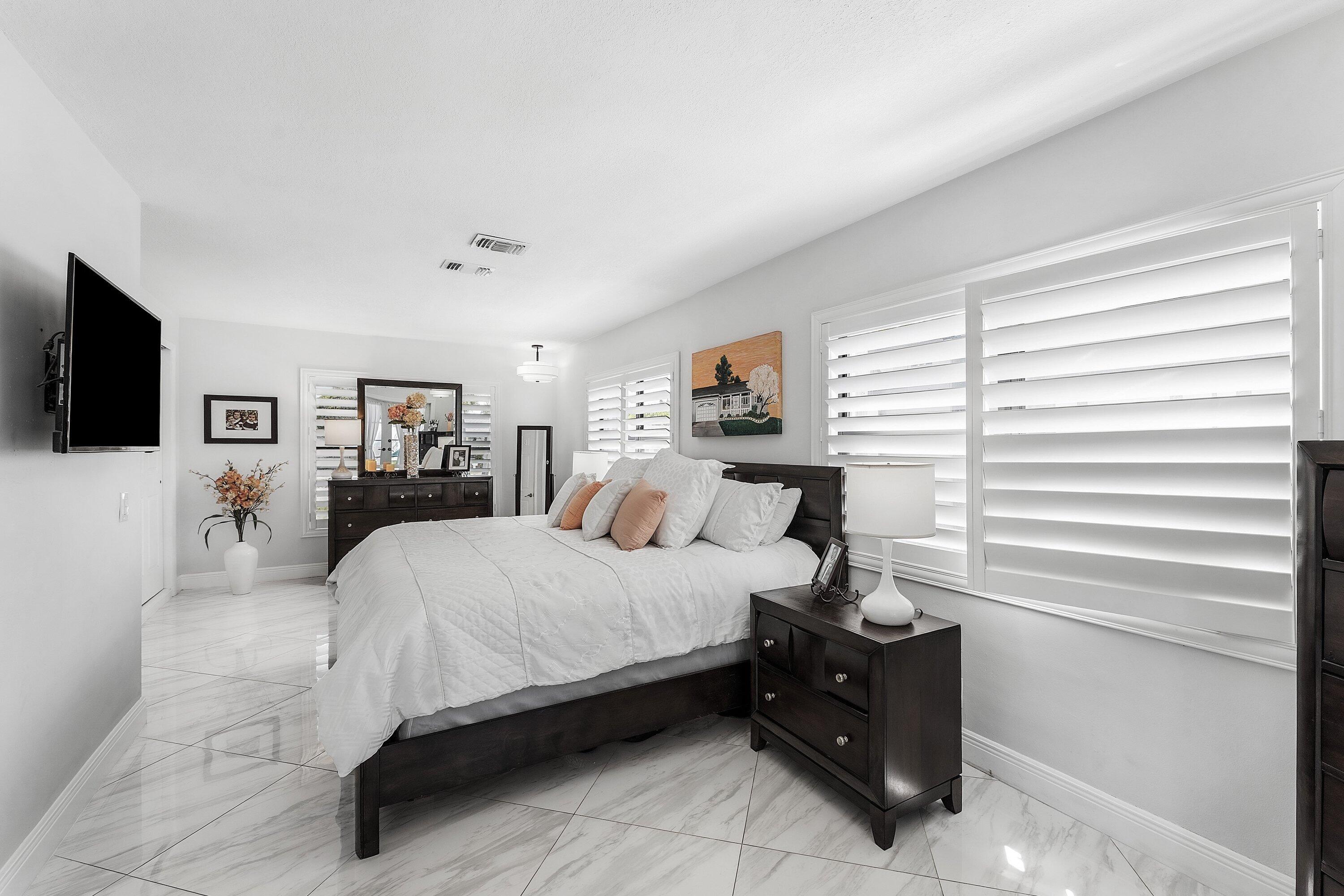 TROPIC PALMS 1 - Residential