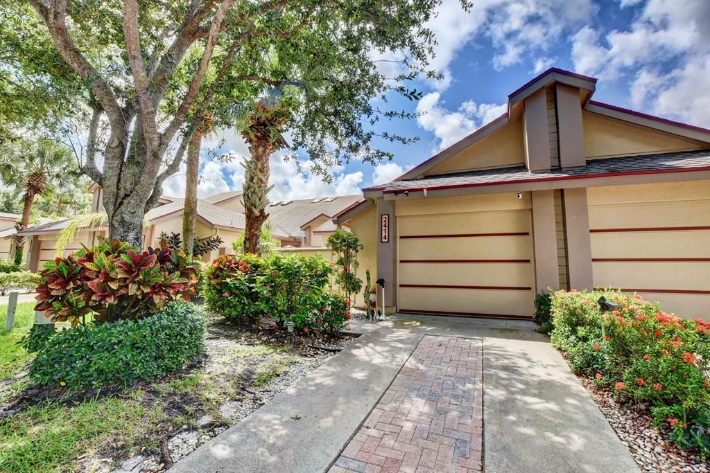 Photo of 2414 Landings Boulevard, West Palm Beach, FL 33413 (MLS # R10739256)