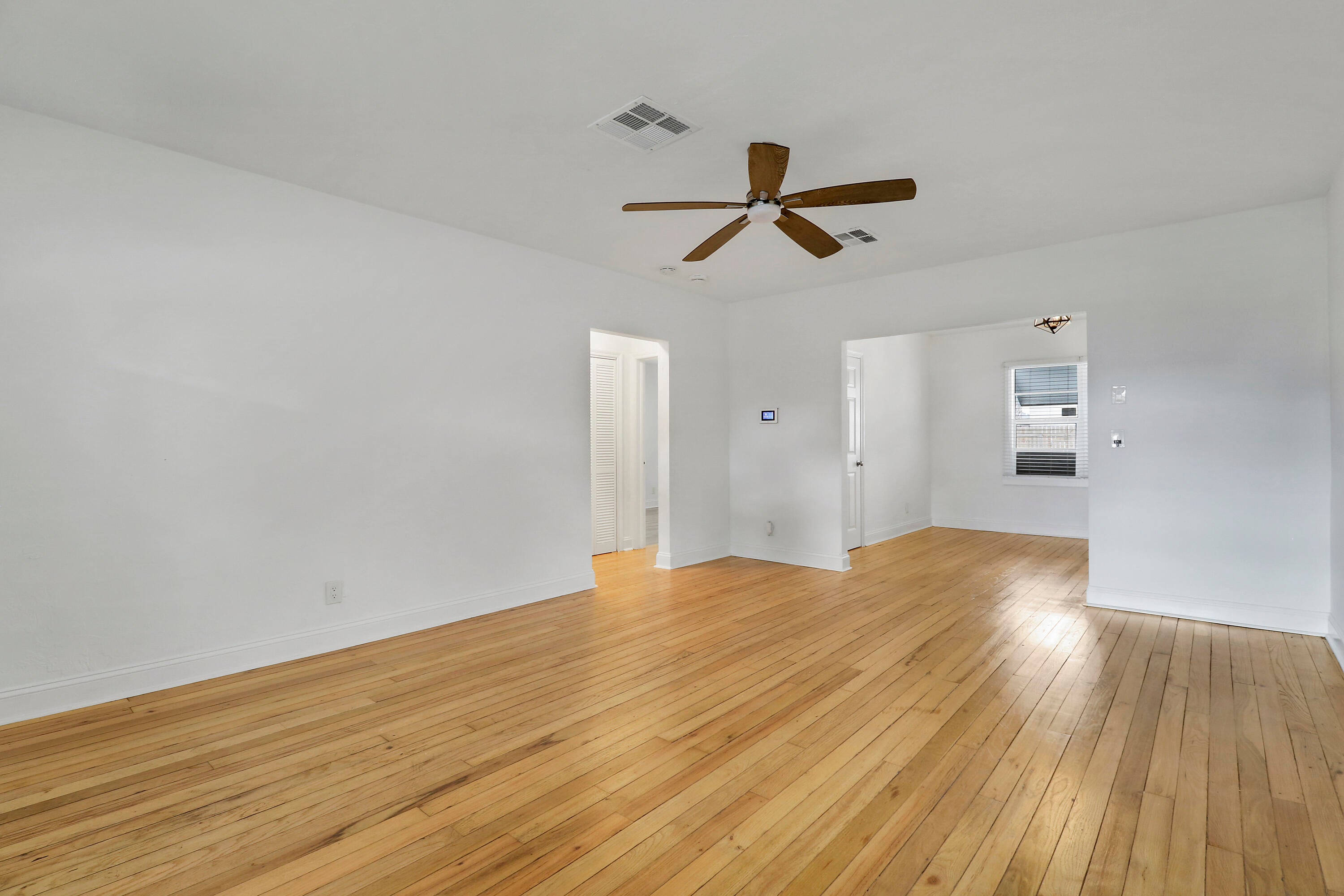 917 N OCEAN BREEZE