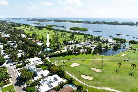 A home in Lake Worth Beach