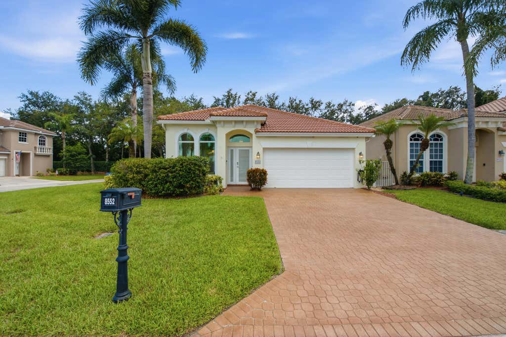 Photo of 8552 VIA GIARDINO, Boca Raton, FL 33433 (MLS # B26064465)