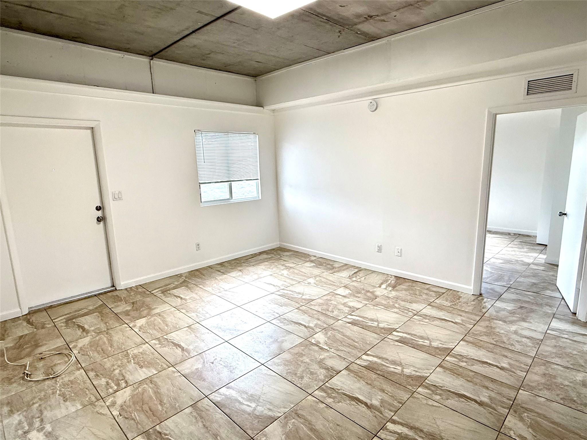 ROSELAND PARK - Residential Lease