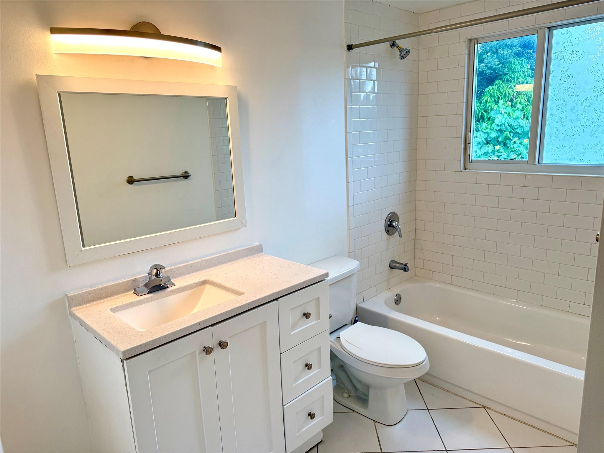 ROSELAND PARK - Residential Lease