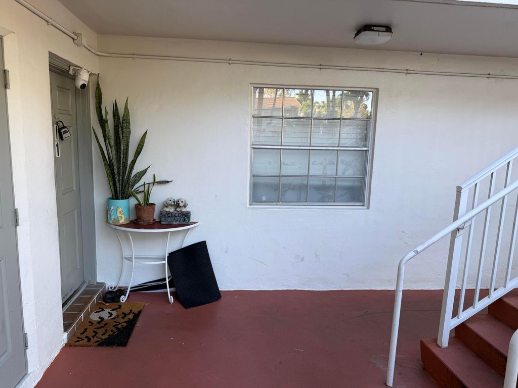 Photo of 3100 Coral Springs Dr #1i, Coral Springs, FL 33065 (MLS # B26001140)