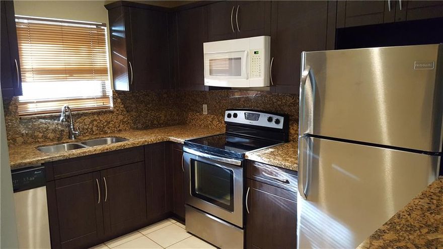 COMPLETELY REMODELED! NEW A/C, NEW WATER HEATER, Laminate flooring, NEW stainless steal APPLIANCES, NEW KITCHEN WITH GRANITE COUNTER TOPS! GORGEOUS UNIT THAT HAS A FANTASTIC LOCATION IN THE HEART OF BOCA RATON. OK TO LEASE, NO WAIT PERIOD. BRING YOUR TOOTH BRUSH AND MOVE RIGHT IN!