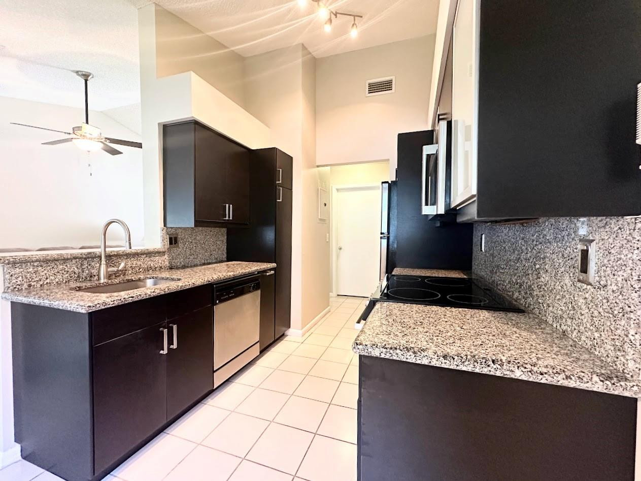 PARC COURT CONDO - Residential