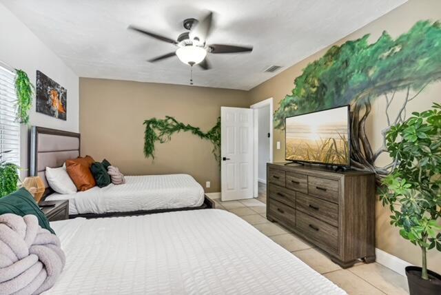 LANTANA HEIGHTS 5 - Residential Lease