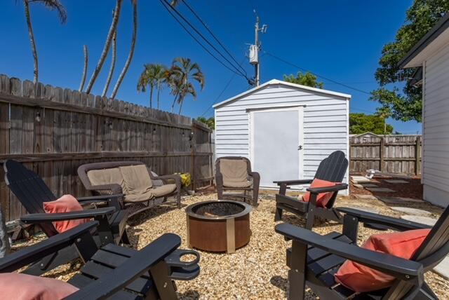 LANTANA HEIGHTS 5 - Residential Lease