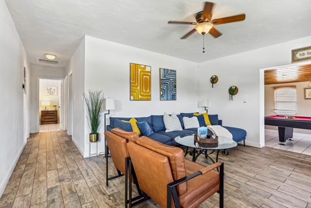 LANTANA HEIGHTS 5 - Residential Lease