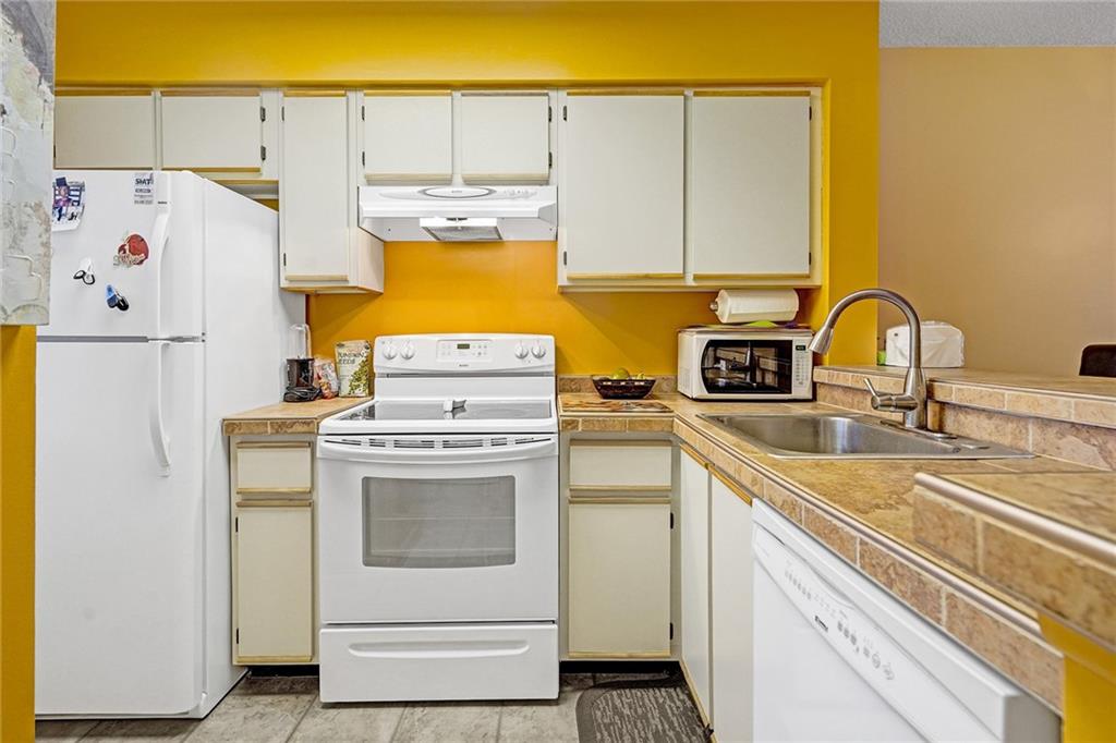 CYPRESS BEND - Residential