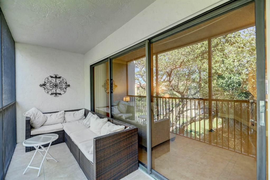 JUPITER OCEAN AND RACQUET CLUB - Residential