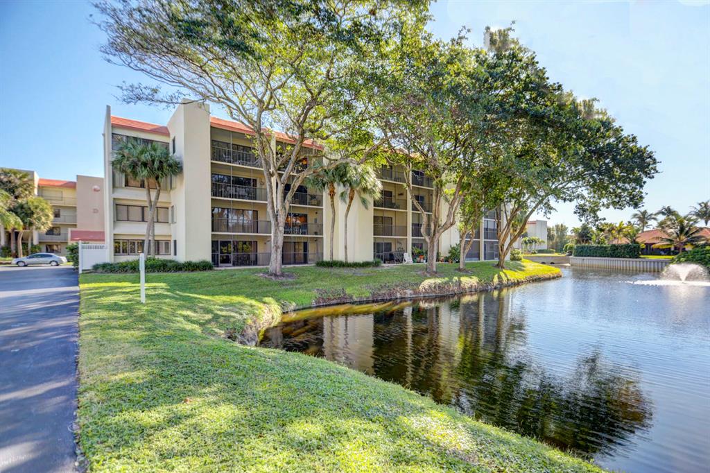 JUPITER OCEAN AND RACQUET CLUB - Residential