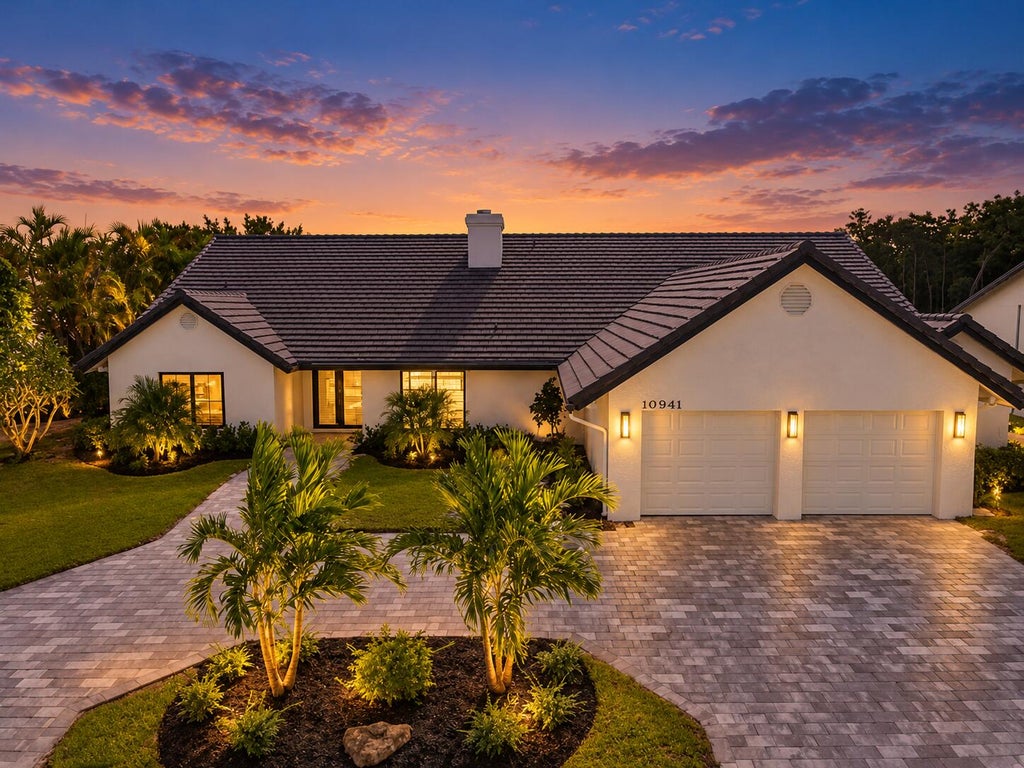 Photo of 10941 BOCA WOODS Lane, Boca Raton, FL 33428 (MLS # B26081830)