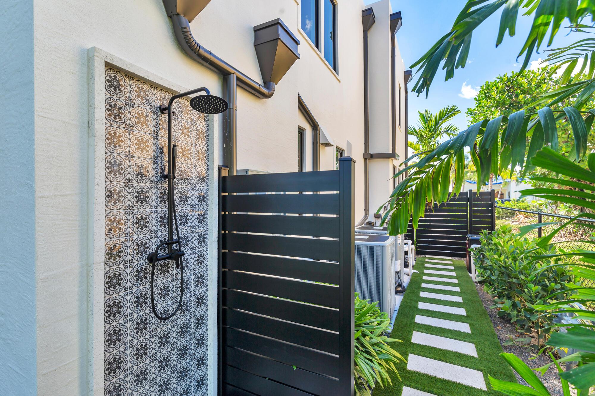 SOUTHLAND PARK - Residential