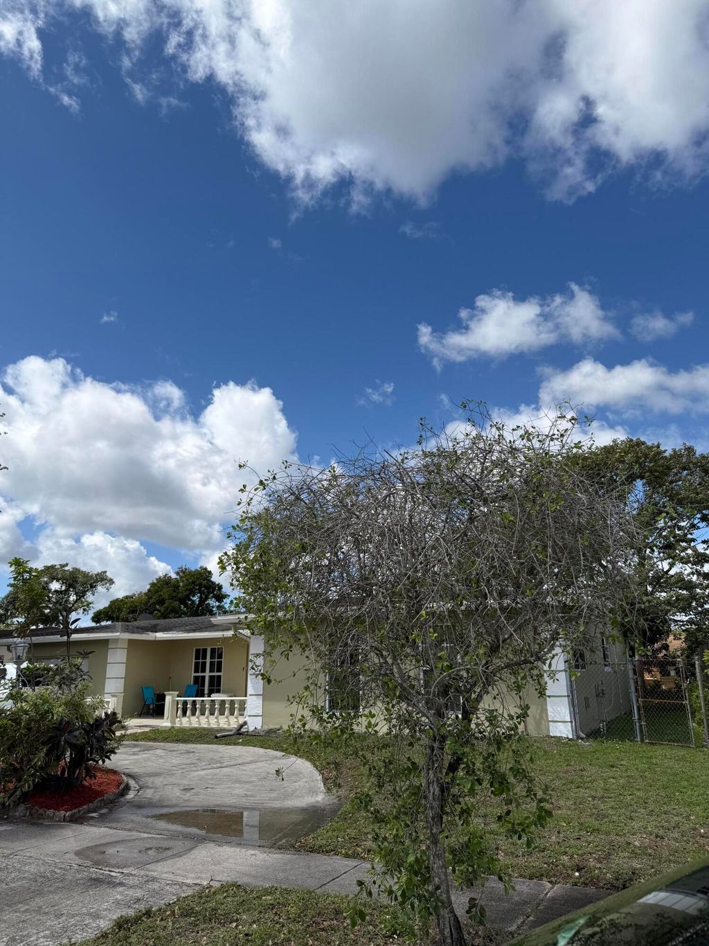 Photo of 511 SW 63rd Terrace, Margate, FL 33068 (MLS # B26004027)