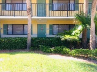Photo of 1605 Meadows Circle W #1605, Boynton Beach, FL 33436 (MLS # B26045264)