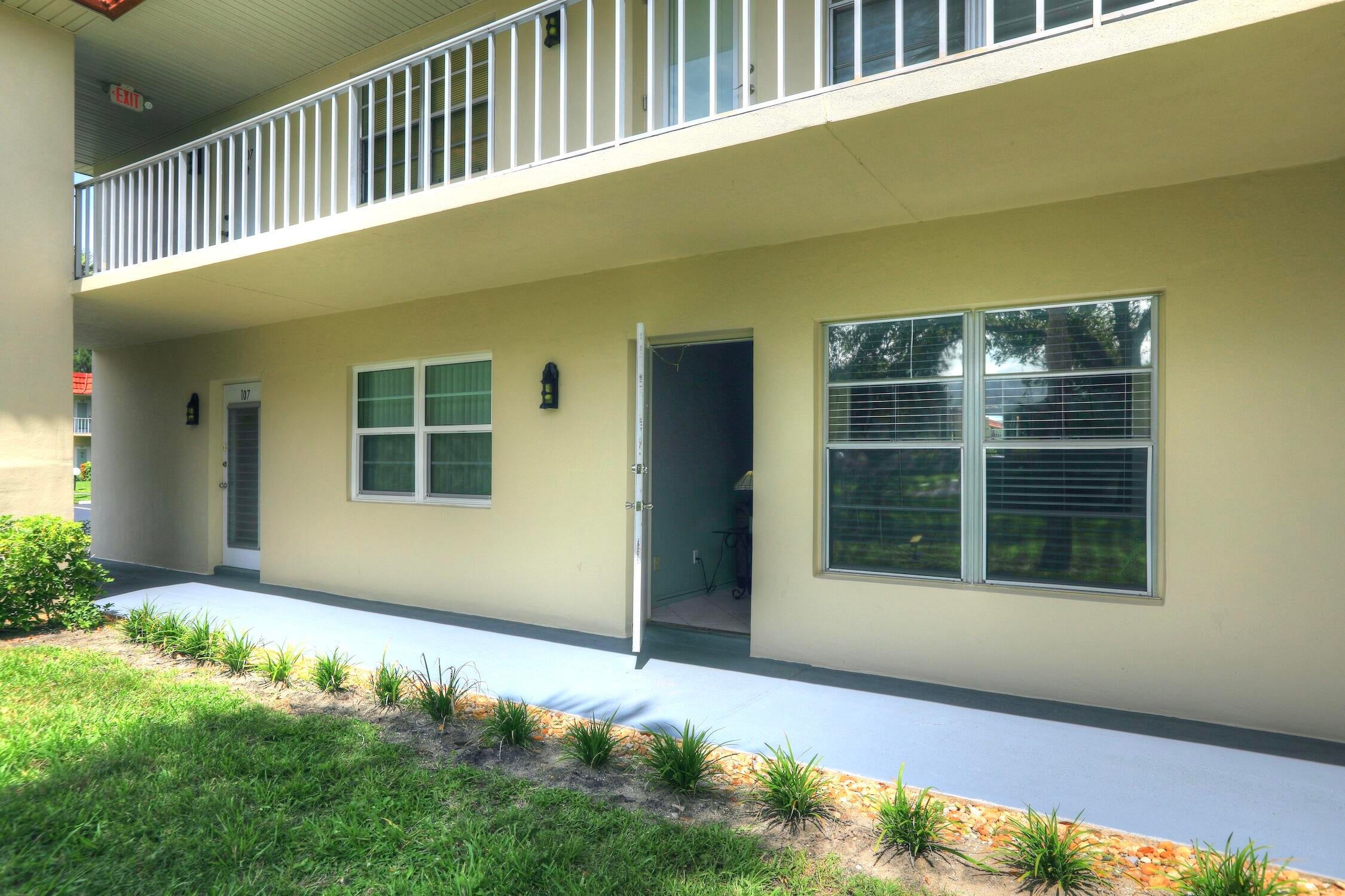 46 WOODLAND Drive 106