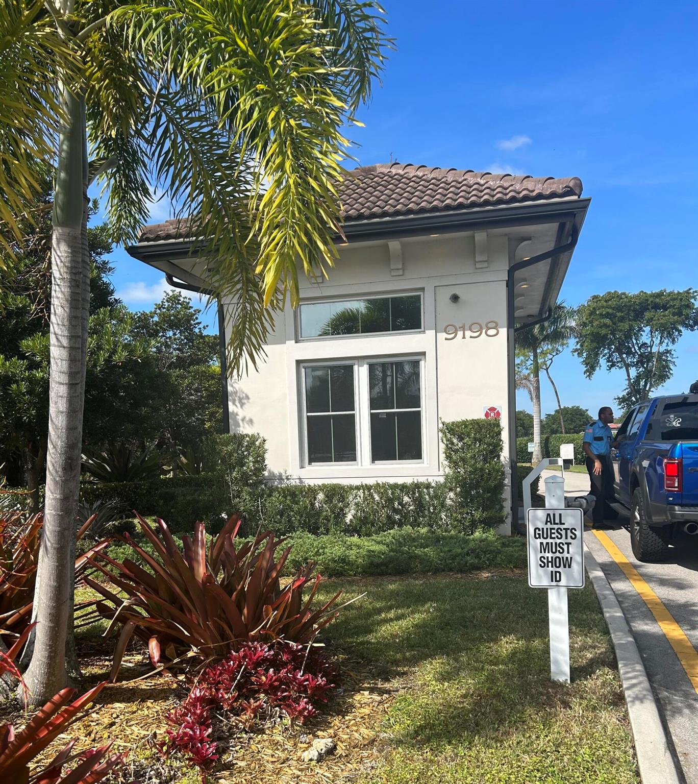 Boca Flores Condo - Residential