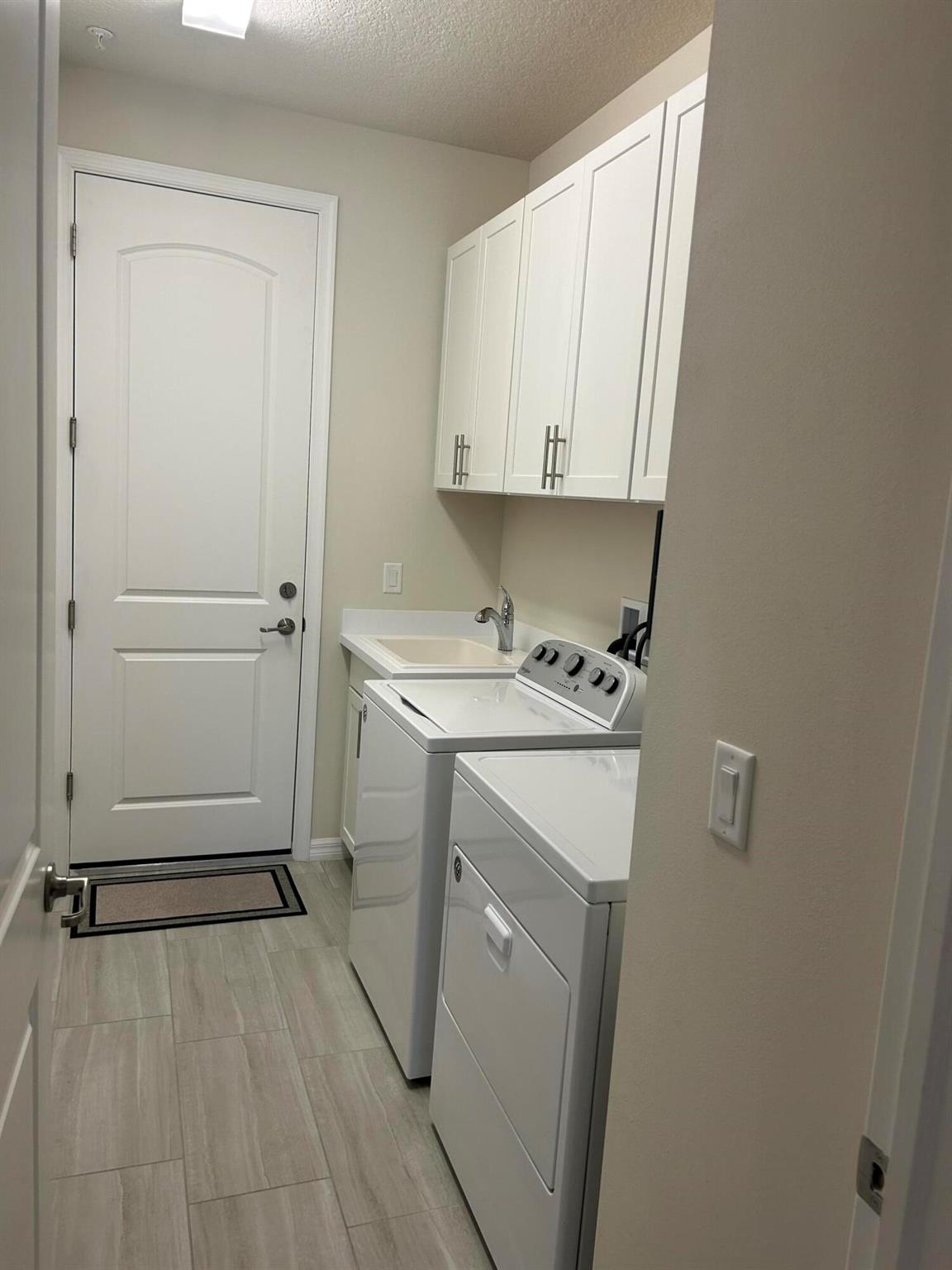 Boca Flores Condo - Residential