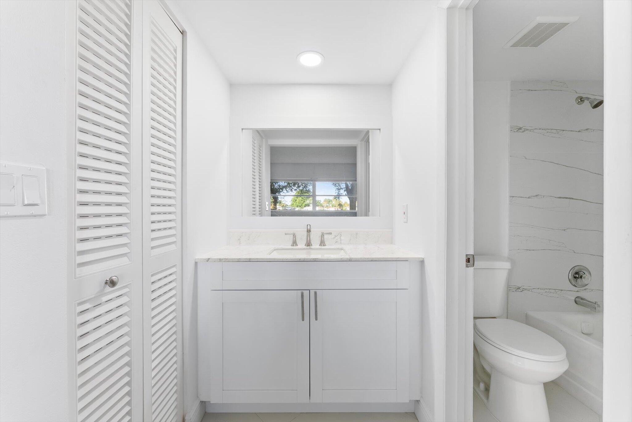 ORIOLE GOLF & TENNIS CLUB CONDO - Residential