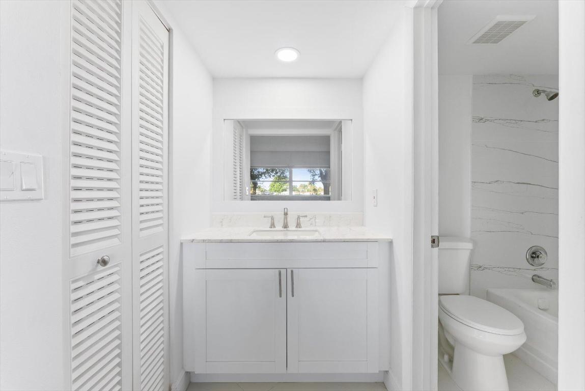 ORIOLE GOLF & TENNIS CLUB CONDO - Residential