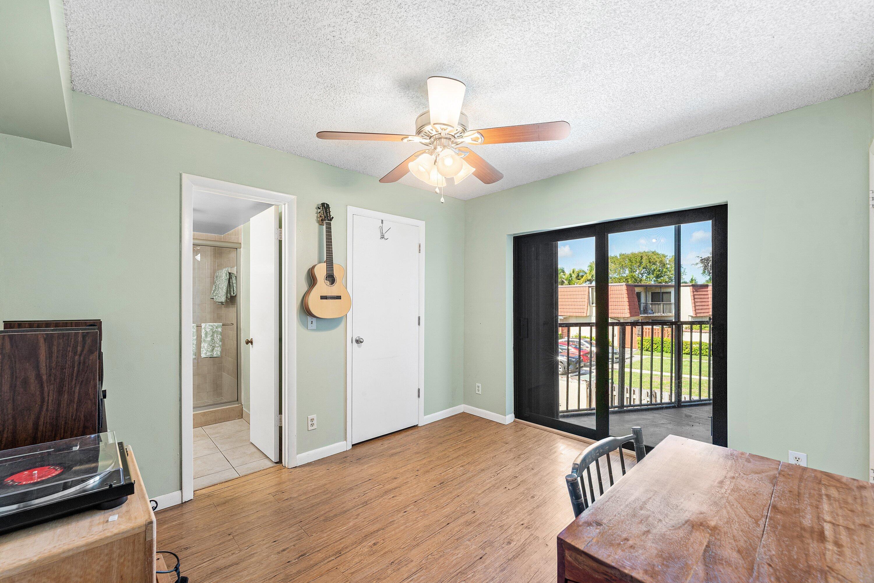 SOMERSET - Residential