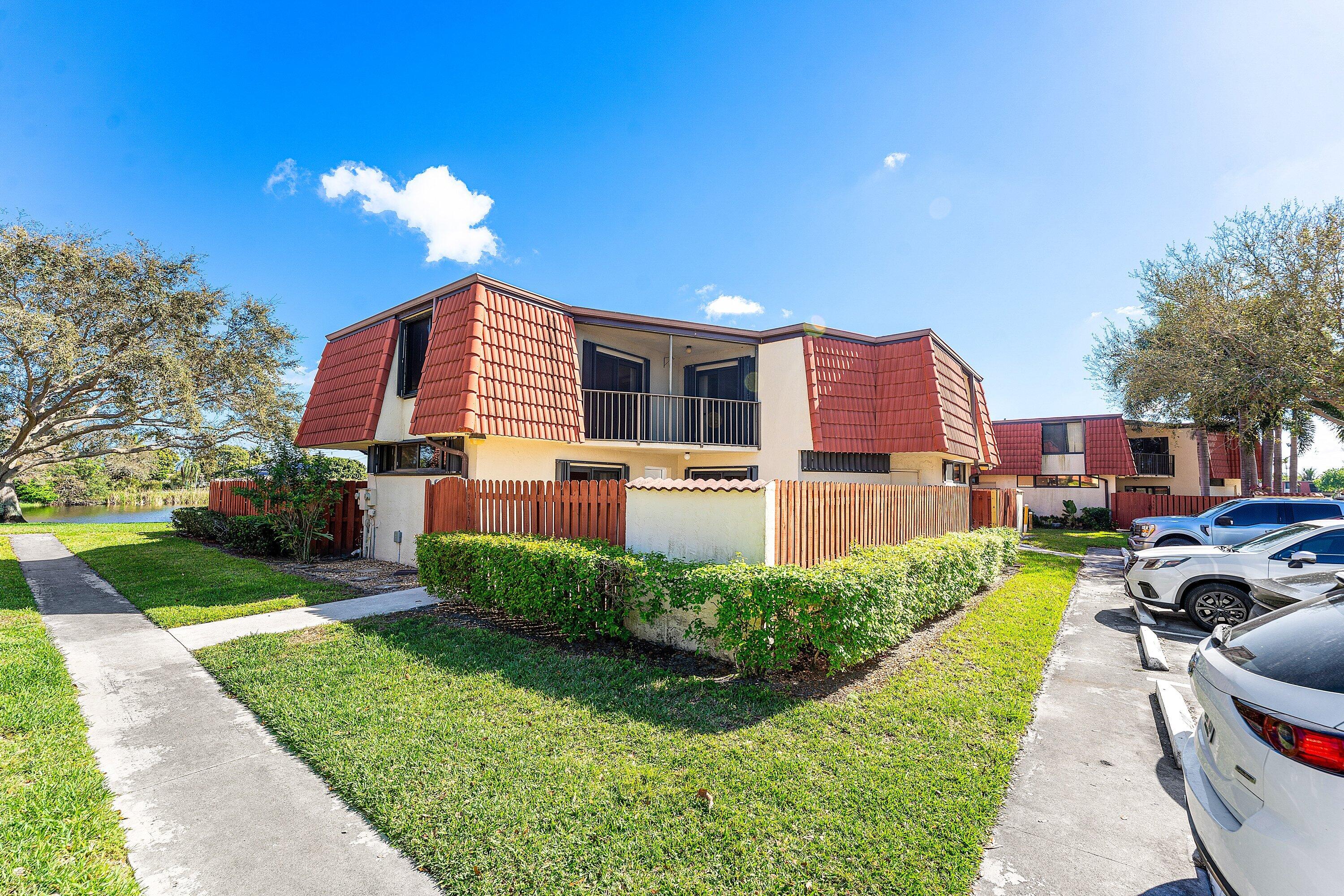 SOMERSET - Residential