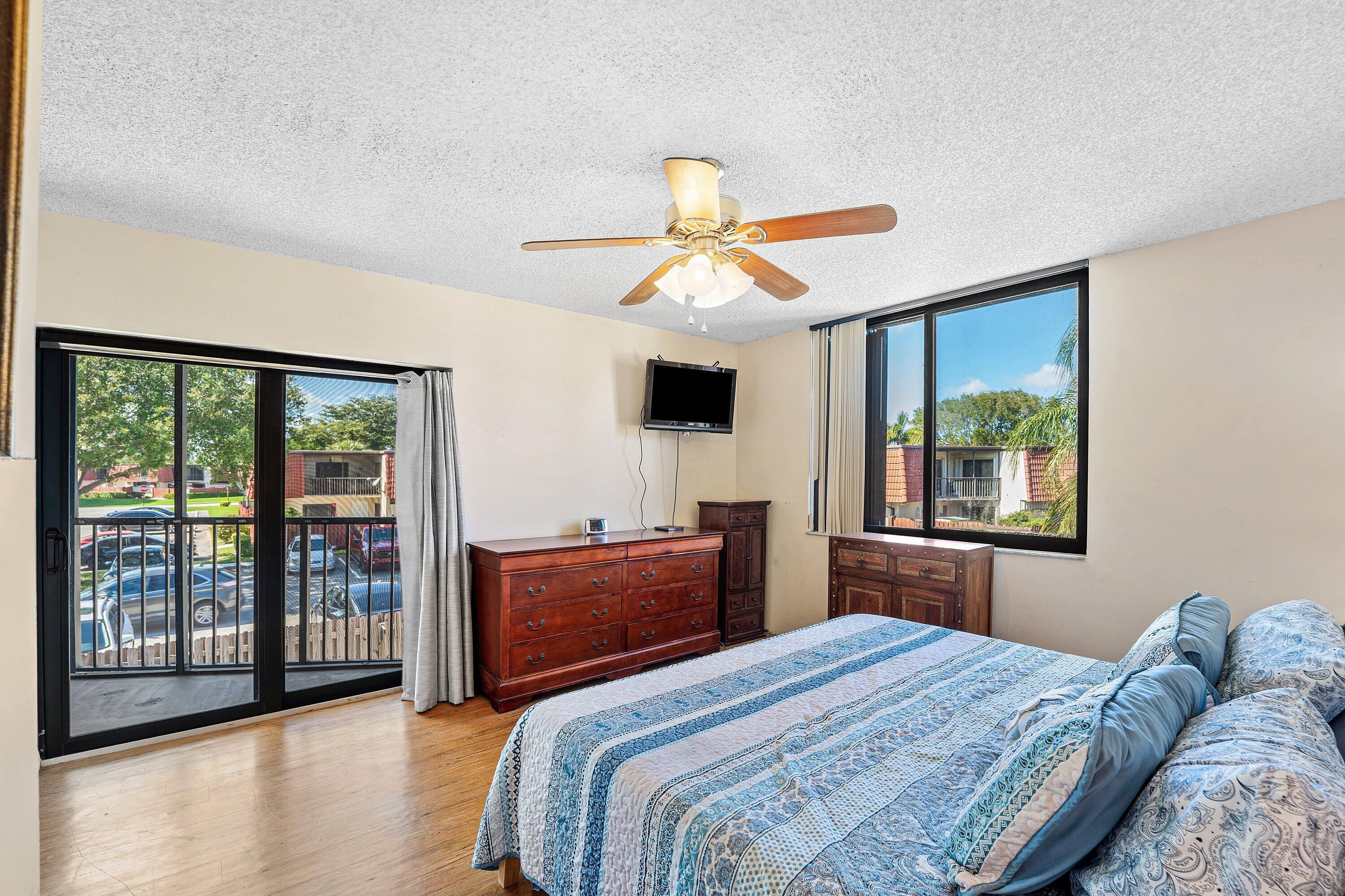 SOMERSET - Residential