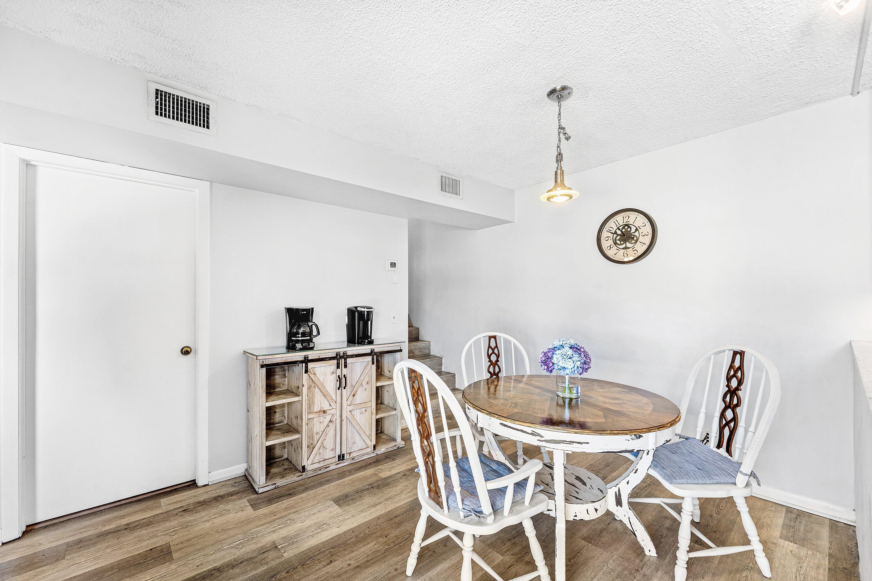 SOMERSET - Residential