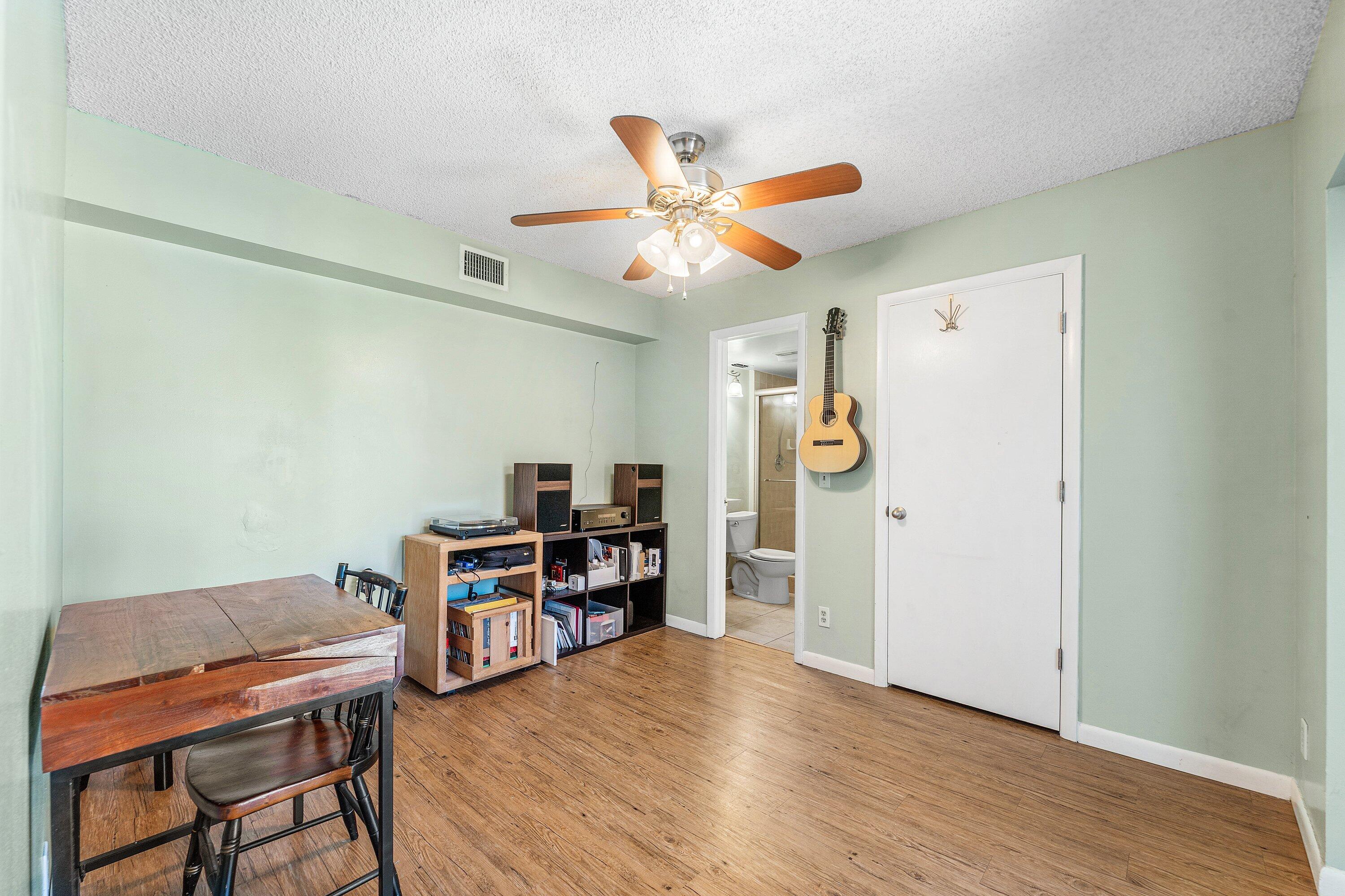 SOMERSET - Residential