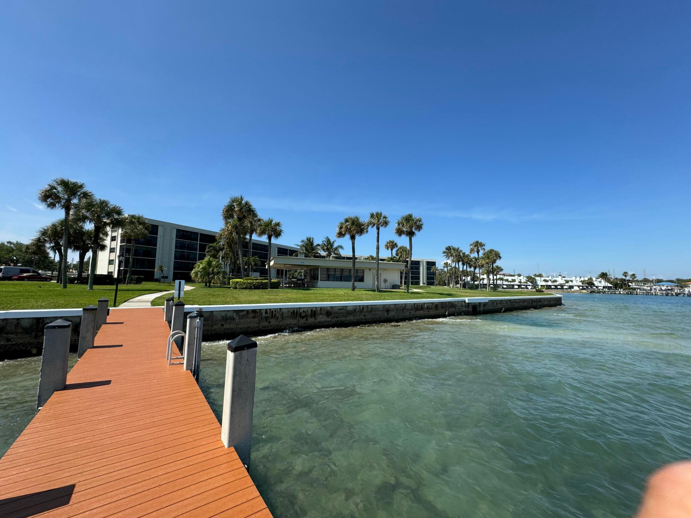 200 Intracoastal Place 404