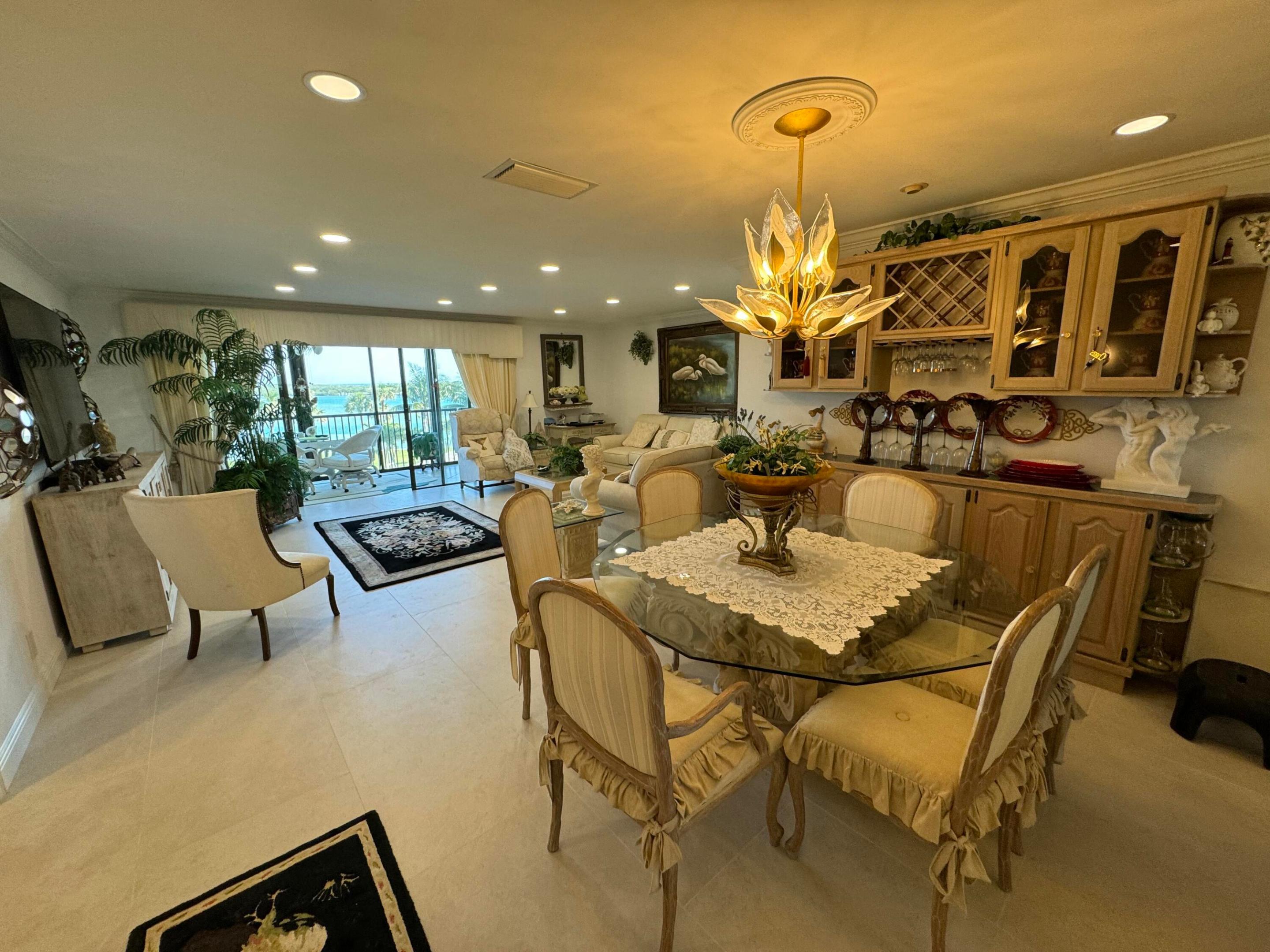 BROADVIEW CONDO - Residential Lease