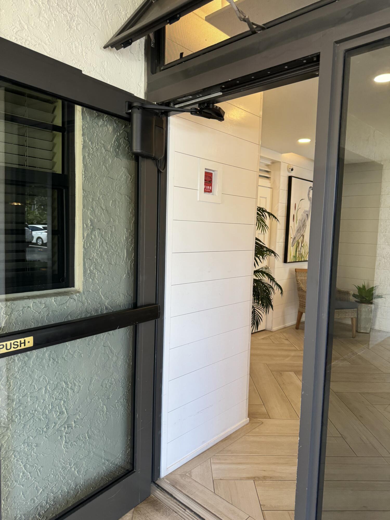 BROADVIEW CONDO - Residential Lease