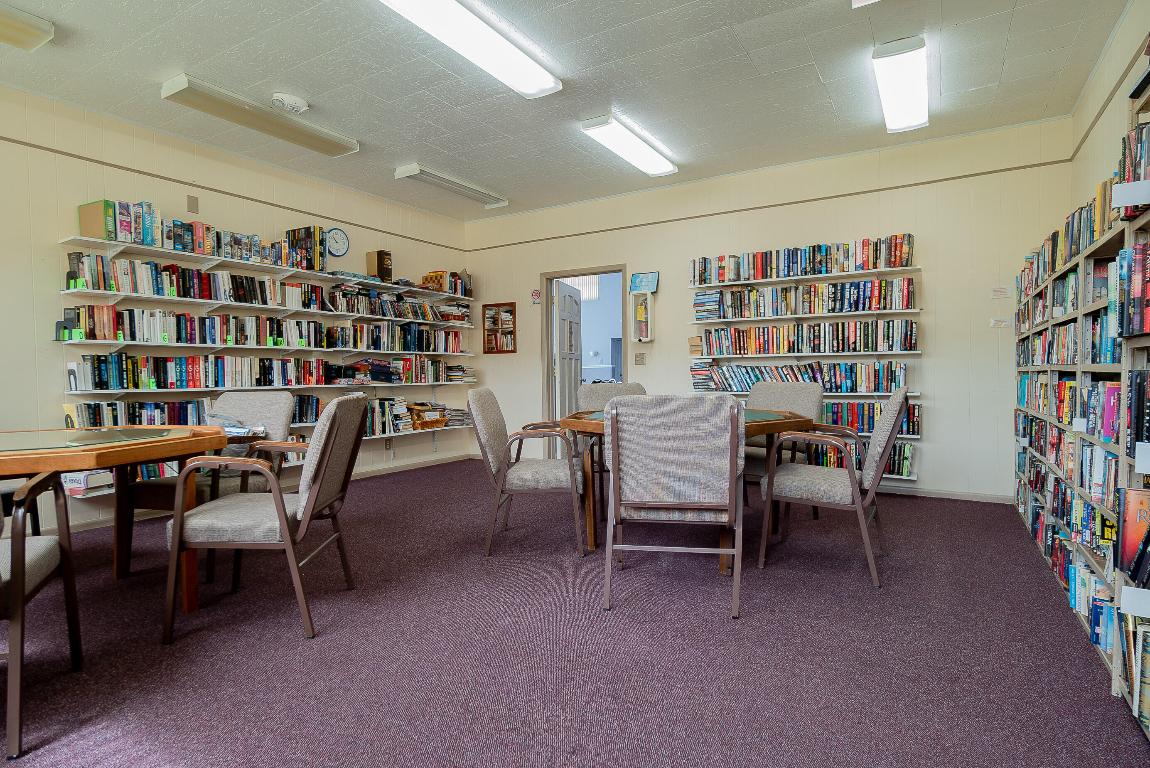 VILLAGE ROYALE CONDO 7 - Residential