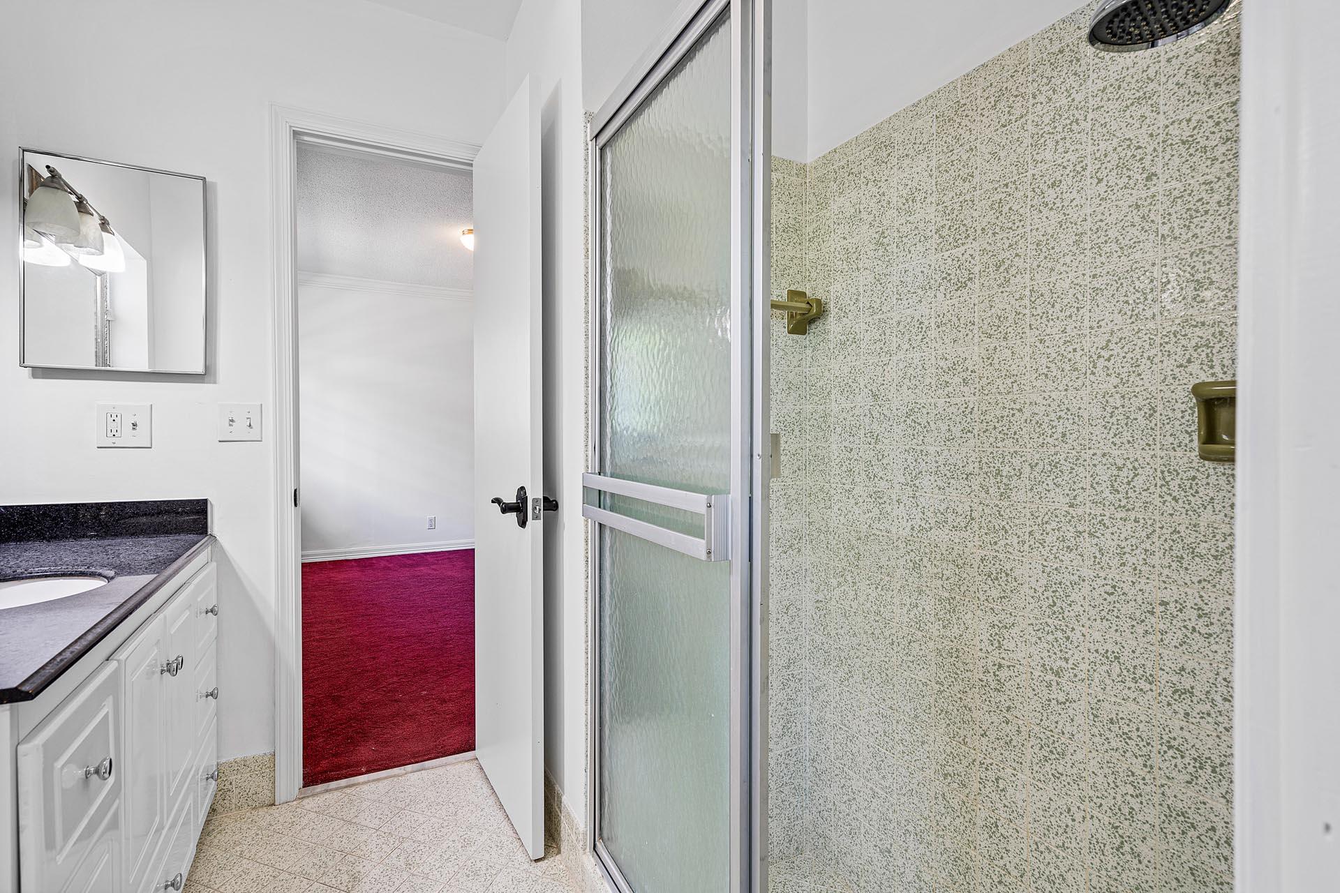 ROYAL PALM YACHT & COUNTR - Residential