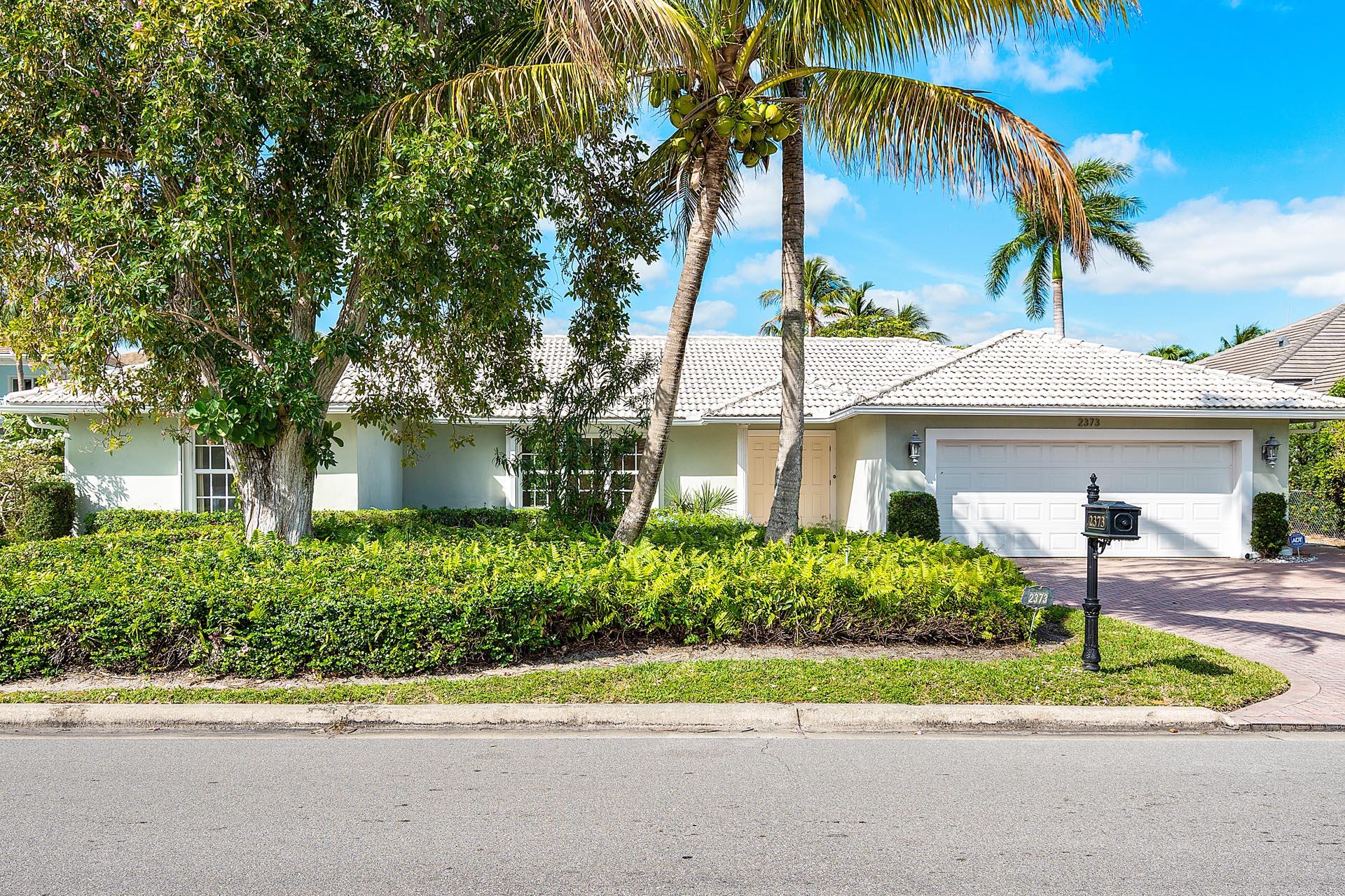 ROYAL PALM YACHT & COUNTR - Residential