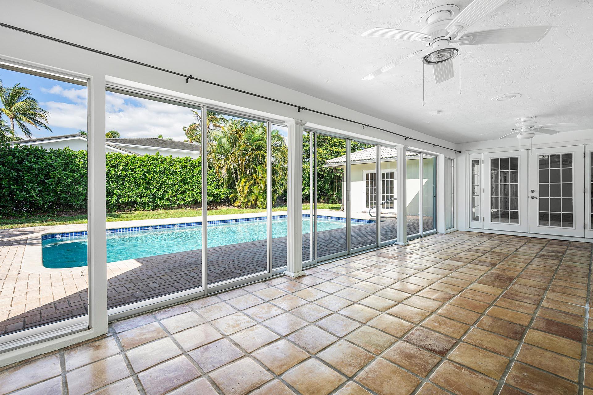 ROYAL PALM YACHT & COUNTR - Residential