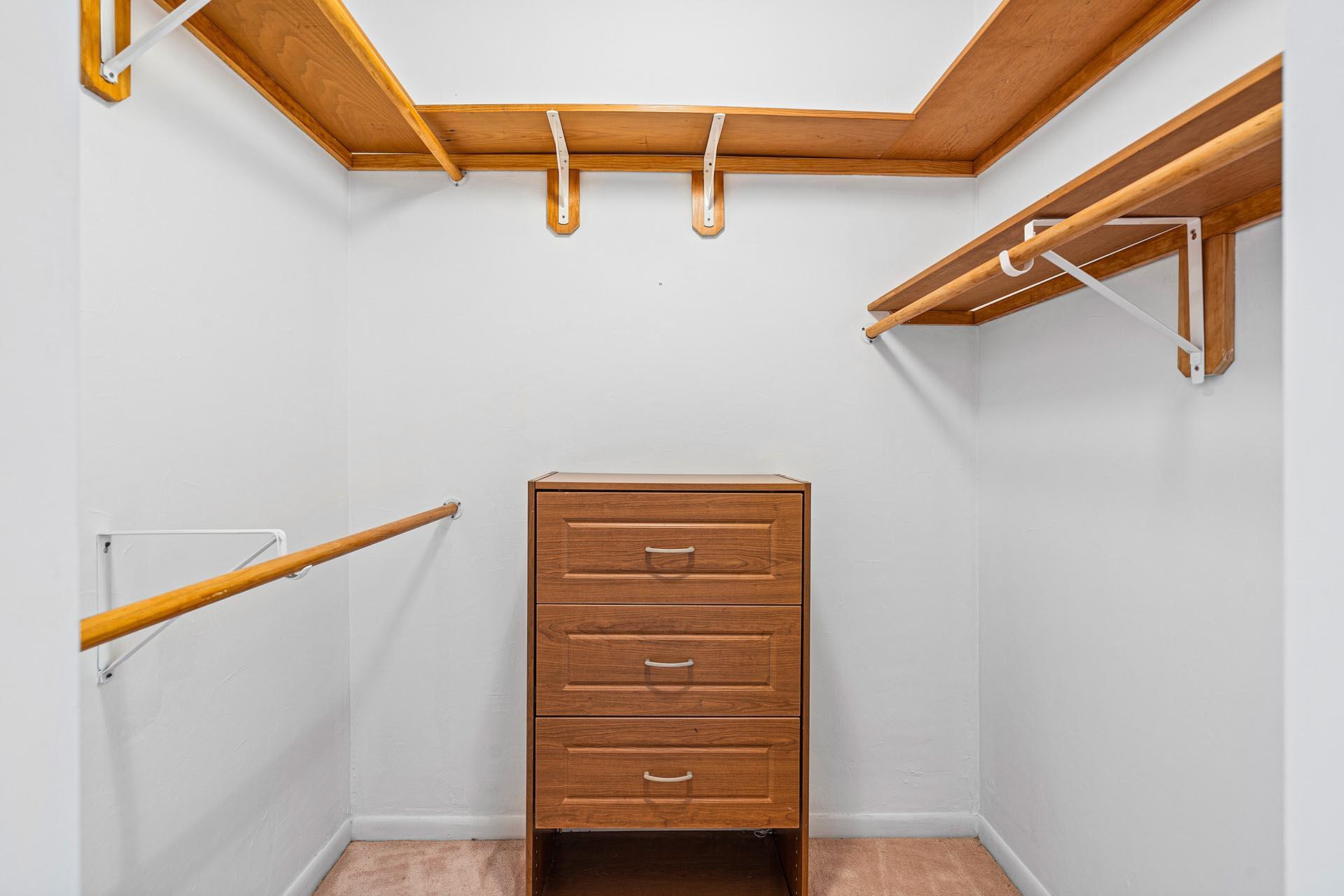 ROYAL PALM YACHT & COUNTR - Residential