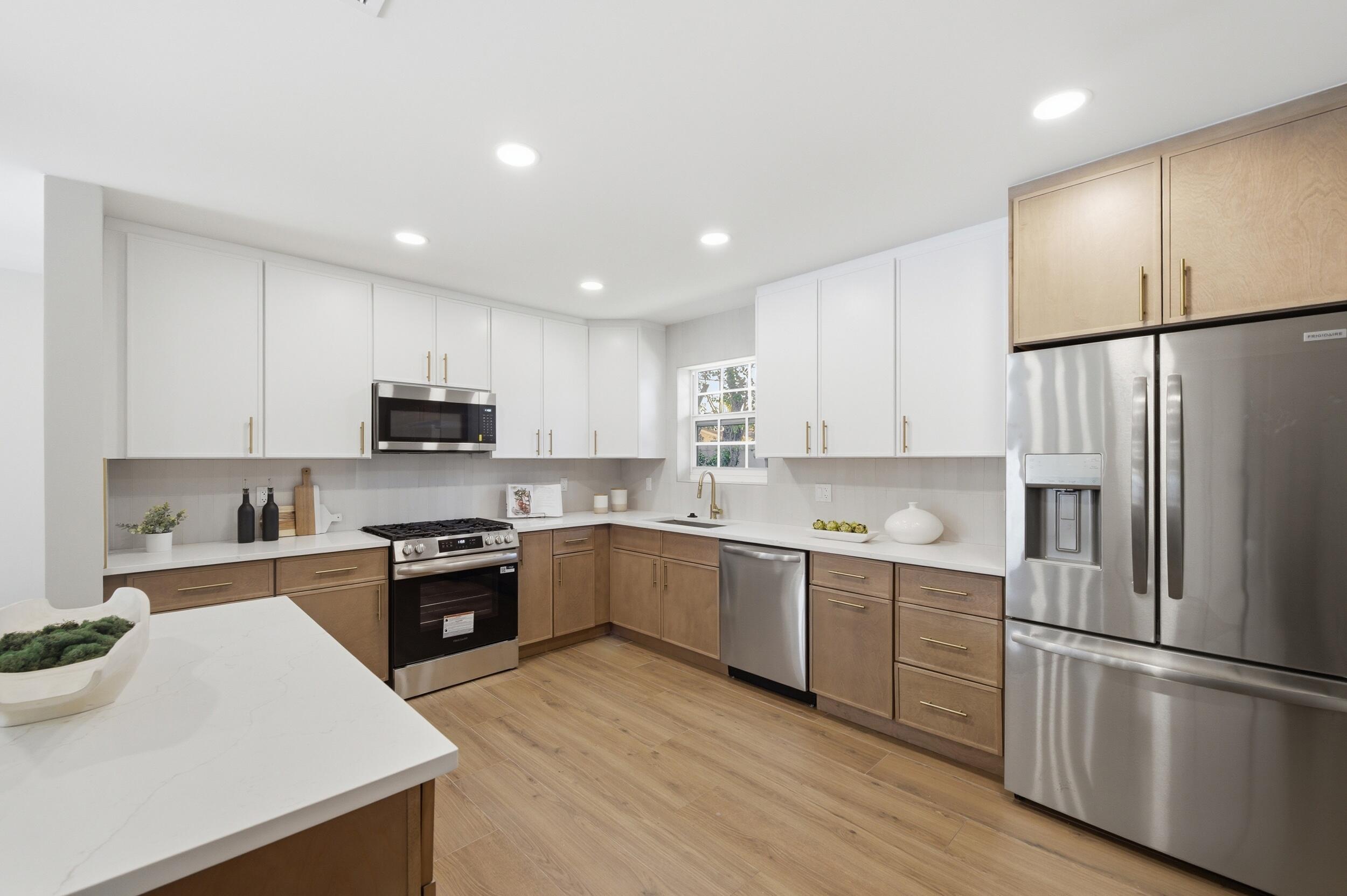 CORAL RIDGE ISLES - Residential