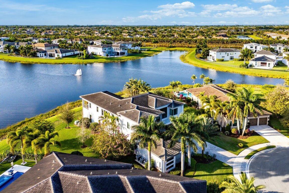 BOCA BRIDGES - Residential